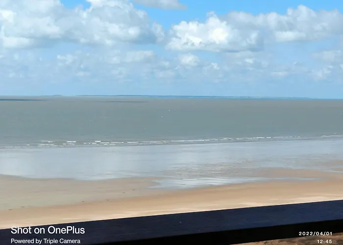 Tres Bel Acces Direct Sur Plage, Vue Sur - 2 Pieces - 4 Pers 아파트 생장드몽